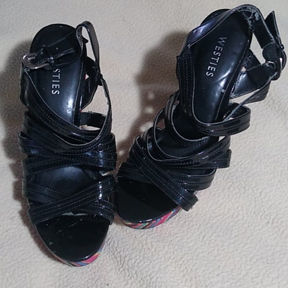 Wedge heels